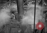 Standbild US Navy spray Systeme zur Bekämpfung von Feuer Iwo Jima, 1945, aus Sekunde 10 historischem Filmmaterial Videoclip 65675071340