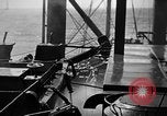 Standbild US Navy spray Systeme zur Bekämpfung von Feuer Iwo Jima, 1945, aus Sekunde 23 historischem Filmmaterial Videoclip 65675071340