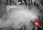 Standbild US Navy spray Systeme zur Bekämpfung von Feuer Iwo Jima, 1945, aus Sekunde 30 historischem Filmmaterial Videoclip 65675071340