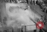 Standbild US Navy spray Systeme zur Bekämpfung von Feuer Iwo Jima, 1945, aus Sekunde 34 historischem Filmmaterial Videoclip 65675071340