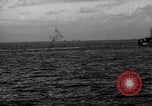 Standbild amphibischen Invasion Iwo Jima, 1945, aus Sekunde 11 historischem Filmmaterial Videoclip 65675071342