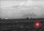 Standbild amphibischen Invasion Iwo Jima, 1945, aus Sekunde 58 historischem Filmmaterial Videoclip 65675071342
