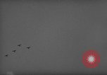 Standbild Die amphibischen Invasion von Iwo Jima in Zweiten Weltkrieg Iwo Jima, 1945, aus Sekunde 16 historischem Filmmaterial Videoclip 65675071345