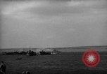 Standbild Die amphibischen Invasion von Iwo Jima in Zweiten Weltkrieg Iwo Jima, 1945, aus Sekunde 29 historischem Filmmaterial Videoclip 65675071345