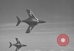 Immagine di Portaerei e Grumman F9 getti United States USA, 1953, secondo 12 filmato di repertorio 65675071362