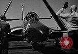 Immagine di Portaerei e Grumman F9 getti United States USA, 1953, secondo 32 filmato di repertorio 65675071362