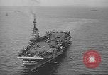 Immagine di Portaerei in Hawaii Pearl Harbor Hawaii USA, 1949, secondo 22 filmato di repertorio 65675071363