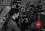 Immagine di Portaerei in Hawaii Pearl Harbor Hawaii USA, 1949, secondo 30 filmato di repertorio 65675071363