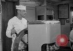 Immagine di Portaerei in Hawaii Pearl Harbor Hawaii USA, 1949, secondo 34 filmato di repertorio 65675071363
