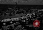 Immagine di Portaerei in Hawaii Pearl Harbor Hawaii USA, 1949, secondo 38 filmato di repertorio 65675071363