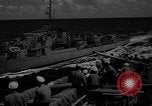 Immagine di Portaerei in Hawaii Pearl Harbor Hawaii USA, 1949, secondo 42 filmato di repertorio 65675071363