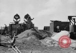 Standbild United States Army Ingenieure in Betrieb Sandstein Enewetak Atoll Marshall Inseln, 1948, aus Sekunde 8 historischem Filmmaterial Videoclip 65675071371