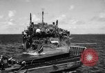 Standbild Betrieb Sandstein wissenschaftlichen Vorbereitungen Bikini Atoll Marshall Inseln, 1948, aus Sekunde 16 historischem Filmmaterial Videoclip 65675071372