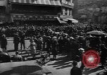Immagine di Carrozza a cavallo razza Francia, 1943, secondo 20 filmato di repertorio 65675071388