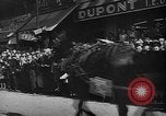 Immagine di Carrozza a cavallo razza Francia, 1943, secondo 26 filmato di repertorio 65675071388