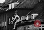 Image une compétition de natation Allemagne, 1943, de la seconde 4 séquences d'archives historiques vidéo 65675071389