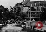Image une compétition de natation Allemagne, 1943, de la seconde 12 séquences d'archives historiques vidéo 65675071389