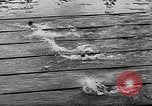 Image une compétition de natation Allemagne, 1943, de la seconde 30 séquences d'archives historiques vidéo 65675071389