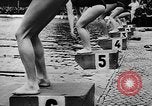Image une compétition de natation Allemagne, 1943, de la seconde 50 séquences d'archives historiques vidéo 65675071389