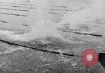 Image une compétition de natation Allemagne, 1943, de la seconde 52 séquences d'archives historiques vidéo 65675071389