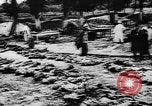 Standbild Trauerfeier Vinnitsa Ukraine Sowjetunion, 1943, aus Sekunde 23 historischem Filmmaterial Videoclip 65675071392