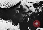 Standbild Trauerfeier Vinnitsa Ukraine Sowjetunion, 1943, aus Sekunde 32 historischem Filmmaterial Videoclip 65675071392