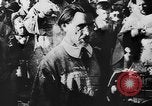Standbild Trauerfeier Vinnitsa Ukraine Sowjetunion, 1943, aus Sekunde 56 historischem Filmmaterial Videoclip 65675071392