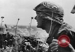 Standbild Deutsche Infanterie Sowjetunion, 1943, aus Sekunde 53 historischem Filmmaterial Videoclip 65675071393