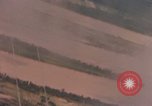 Image Air Strike le Vietnam du Sud, 1965, de la seconde 53 séquences d'archives historiques vidéo 65675071413