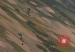 Image Air Strike le Vietnam du Sud, 1965, de la seconde 31 séquences d'archives historiques vidéo 65675071414