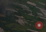 Image Air Strike le Vietnam du Sud, 1965, de la seconde 51 séquences d'archives historiques vidéo 65675071414