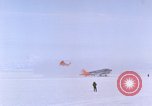Standbild LC-47H der Antarktis, 1964, aus Sekunde 11 historischem Filmmaterial Videoclip 65675071418