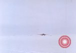 Standbild LC-47H der Antarktis, 1964, aus Sekunde 6 historischem Filmmaterial Videoclip 65675071419