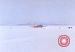Standbild LC-47H der Antarktis, 1964, aus Sekunde 25 historischem Filmmaterial Videoclip 65675071419