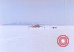 Standbild LC-47H der Antarktis, 1964, aus Sekunde 26 historischem Filmmaterial Videoclip 65675071419