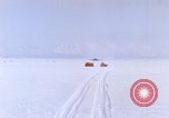 Standbild LC-47H der Antarktis, 1964, aus Sekunde 42 historischem Filmmaterial Videoclip 65675071419