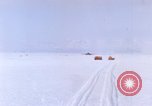 Standbild LC-47H der Antarktis, 1964, aus Sekunde 60 historischem Filmmaterial Videoclip 65675071419