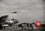 Standbild Japanische Bombe Darwin Australien Darwin Australien, 1942, aus Sekunde 40 historischem Filmmaterial Videoclip 65675071422