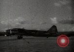 Standbild Japanische Bombe Darwin Australien Darwin Australien, 1942, aus Sekunde 49 historischem Filmmaterial Videoclip 65675071422