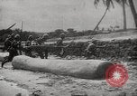 Standbild japanische Soldaten besetzen Port Blair Andoman Inseln Andamanen Inseln, 1942, aus Sekunde 33 historischem Filmmaterial Videoclip 65675071423