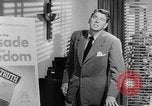 Standbild Kreuzzug für die Freiheit New York City USA, 1951, aus Sekunde 11 historischem Filmmaterial Videoclip 65675071436