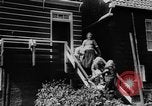 Standbild Jugendliche Holland Niederlande, 1955, aus Sekunde 7 historischem Filmmaterial Videoclip 65675071440
