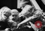 Standbild Jugendliche Holland Niederlande, 1955, aus Sekunde 11 historischem Filmmaterial Videoclip 65675071440