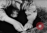 Standbild Jugendliche Holland Niederlande, 1955, aus Sekunde 24 historischem Filmmaterial Videoclip 65675071440