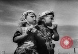 Standbild Jugendliche Holland Niederlande, 1955, aus Sekunde 34 historischem Filmmaterial Videoclip 65675071440