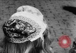 Standbild Jugendliche Holland Niederlande, 1955, aus Sekunde 43 historischem Filmmaterial Videoclip 65675071440