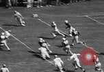 Standbild American Football Match Atlanta Georgia USA, 1955, aus Sekunde 17 historischem Filmmaterial Videoclip 65675071441