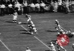 Standbild American Football Match Atlanta Georgia USA, 1955, aus Sekunde 18 historischem Filmmaterial Videoclip 65675071441