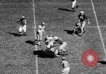 Standbild American Football Match Atlanta Georgia USA, 1955, aus Sekunde 27 historischem Filmmaterial Videoclip 65675071441
