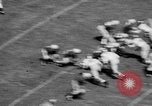 Standbild American Football Match Atlanta Georgia USA, 1955, aus Sekunde 42 historischem Filmmaterial Videoclip 65675071441
